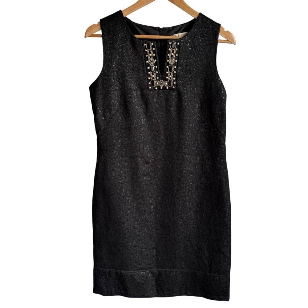 Cleo Beaded Accent Cocktail Dress Sz 6 Black Fitted Sleeveless Metallic Shine